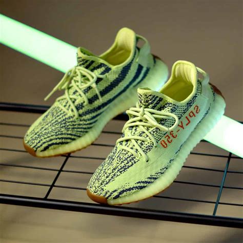 adidas yeezy frozen yellow real vs fake
